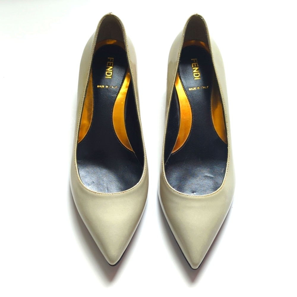 FENDI Pointed Cream Patent Leather Gold Block Heel Flats EUC Size US 8.5 EU 38.5
